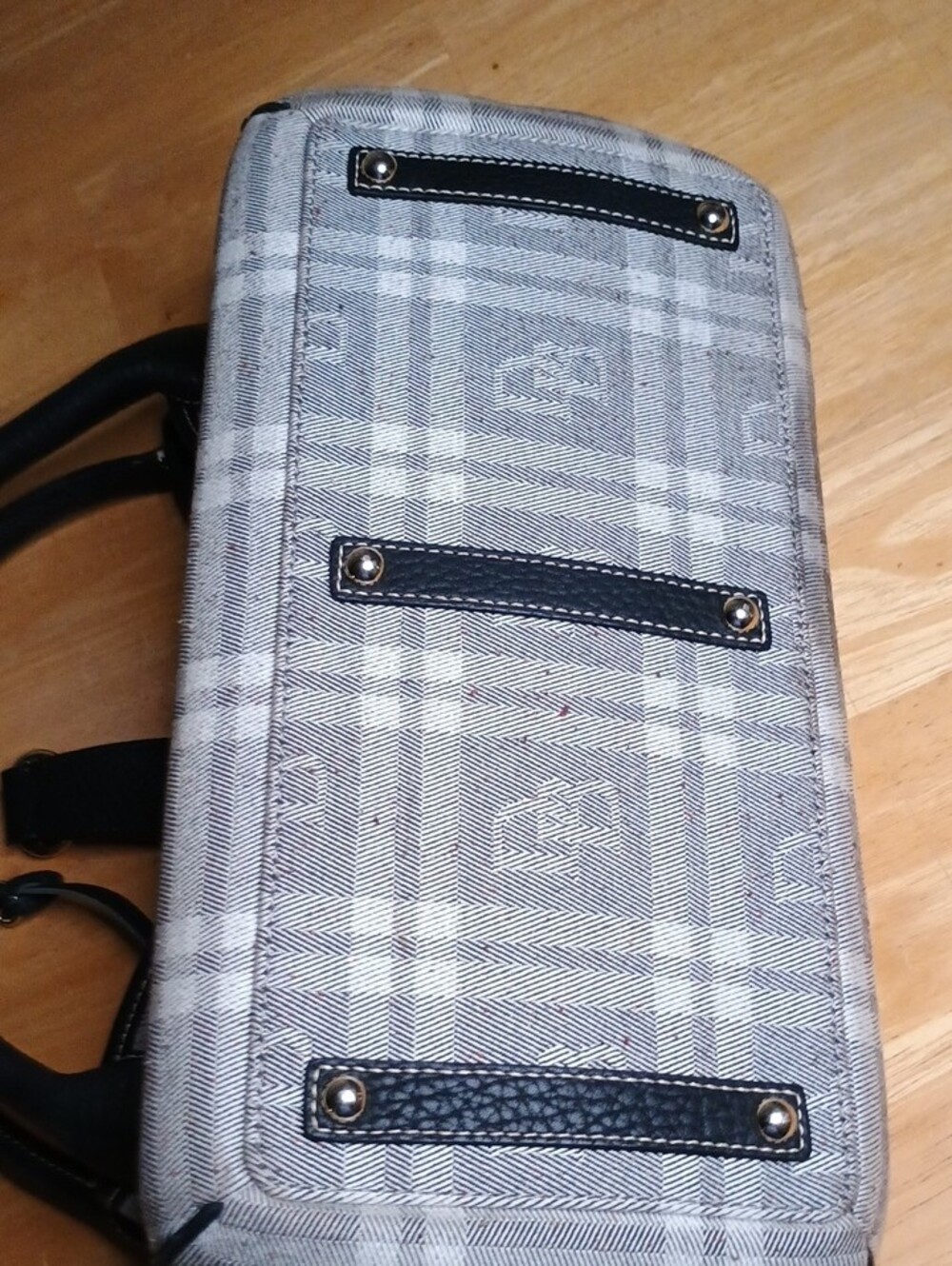 Dooney & Bourke Gray Plaid Satchel with Navy Leather Trim and Matching Wallet - Picture 9 of 13
